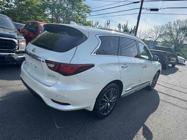 Photo of 2019 Majestic White INFINITI QX60
