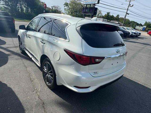 Photo of 2019 Majestic White INFINITI QX60