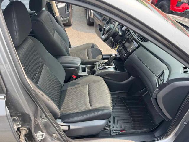 Photo of 2018 Gun Metallic Nissan Rogue