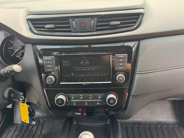 Photo of 2018 Gun Metallic Nissan Rogue