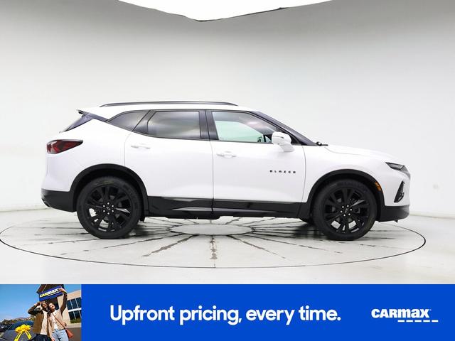 Photo of 2019 White Chevrolet Blazer