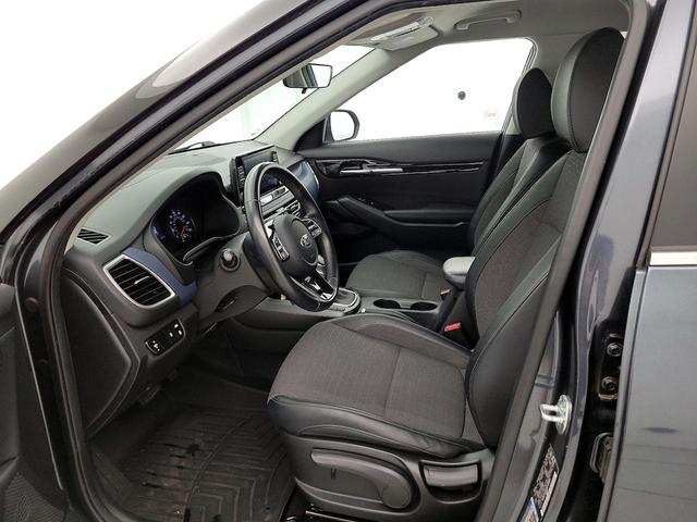 Photo of 2021 Gray Kia Seltos
