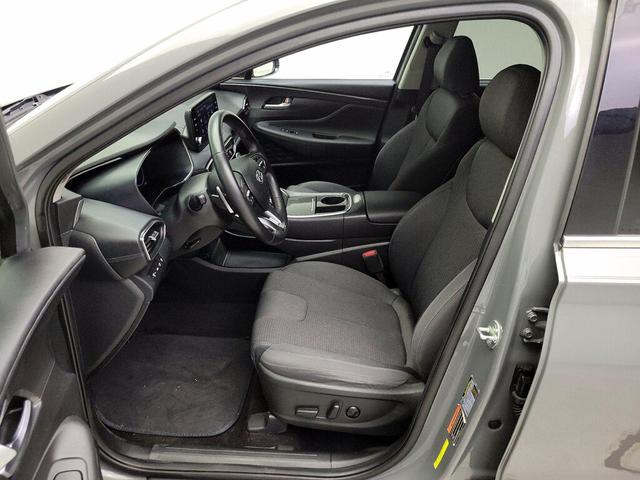 Photo of 2022 Gray Hyundai SANTA FE