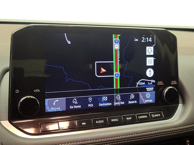 Photo of 2022 Tan Nissan Rogue