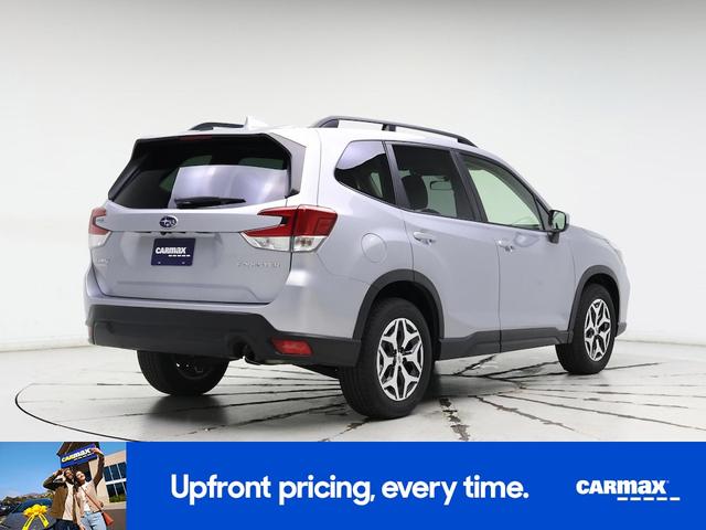 Photo of 2021 Silver Subaru Forester