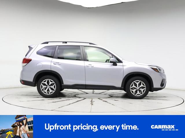 Photo of 2021 Silver Subaru Forester