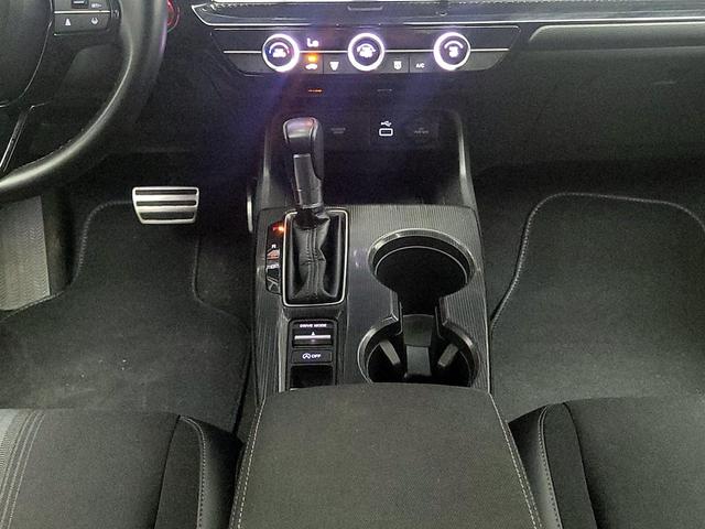 Photo of 2023 White Honda Civic