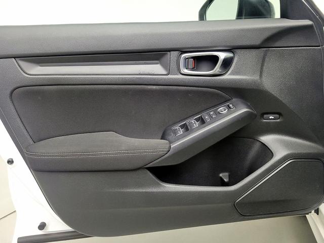 Photo of 2023 White Honda Civic