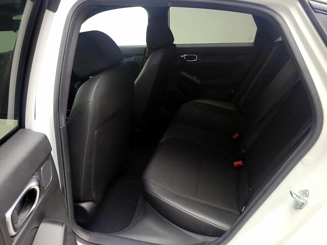 Photo of 2023 White Honda Civic