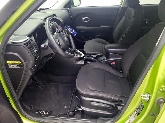 Photo of 2016 Green Kia Soul
