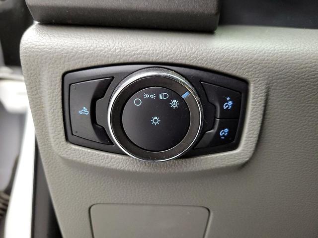 Photo of 2020 White Ford F-250