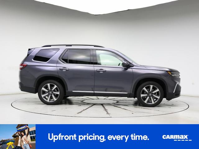 Photo of 2024 Gray Honda Pilot