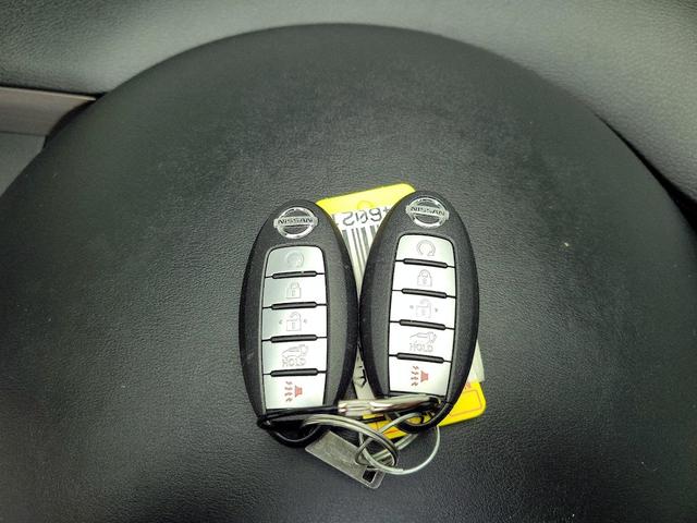 Photo of 2015 Gray Nissan Murano