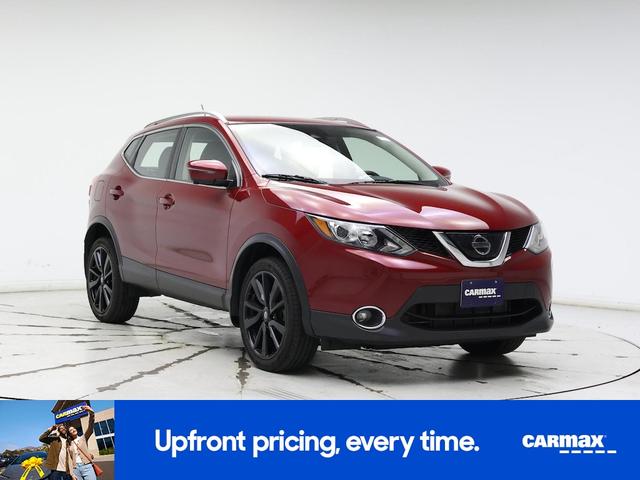 Photo of 2019 Red Nissan Rogue Sport