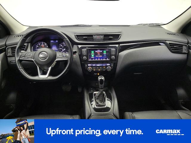 Photo of 2019 Red Nissan Rogue Sport