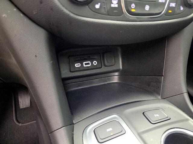 Photo of 2022 Silver Chevrolet Equinox