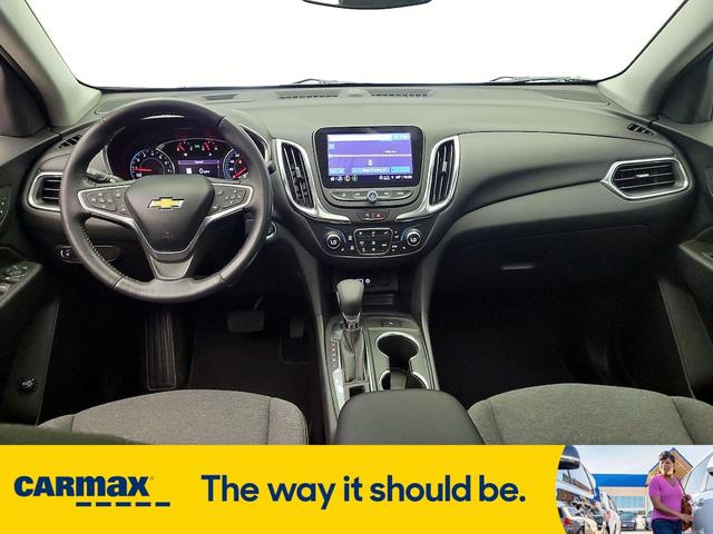 Photo of 2022 Silver Chevrolet Equinox
