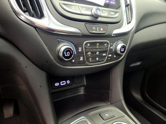 Photo of 2022 Silver Chevrolet Equinox