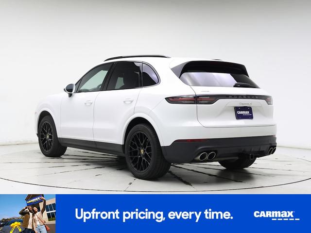 Photo of 2019 White Porsche Cayenne