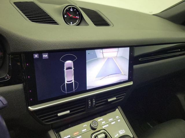 Photo of 2019 White Porsche Cayenne