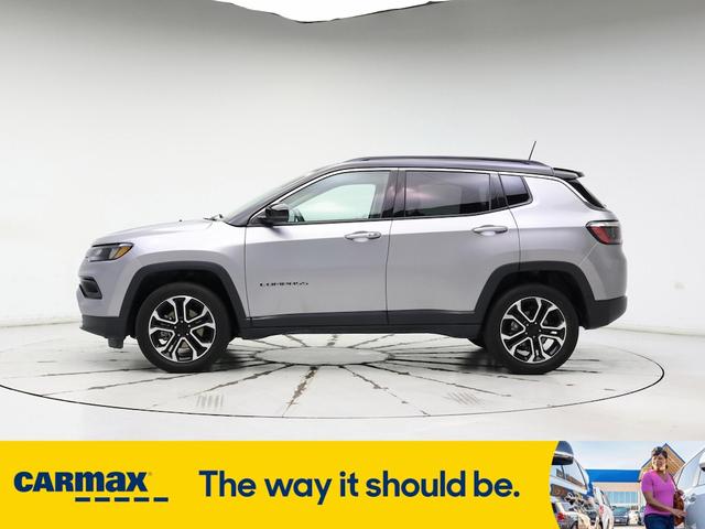 Photo of 2022 Silver Jeep Compass