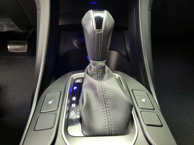 Photo of 2018 Silver Hyundai Santa Fe Sport