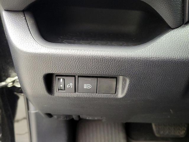 Photo of 2021 Black Toyota RAV4