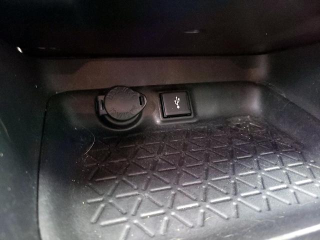 Photo of 2021 Black Toyota RAV4