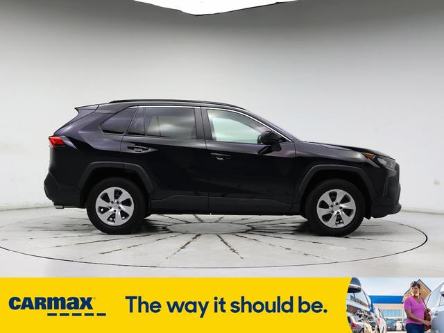 Photo of 2021 Black Toyota RAV4