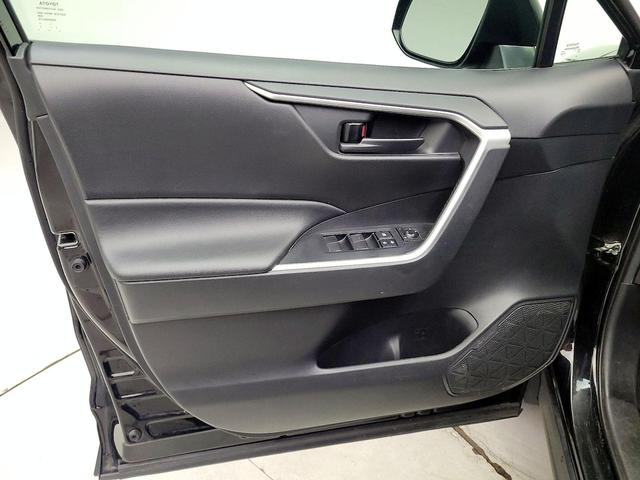 Photo of 2021 Black Toyota RAV4