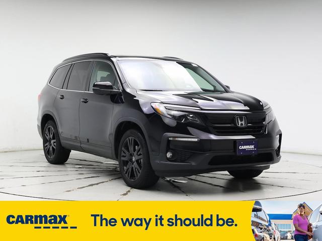 Photo of 2021 Black Honda Pilot
