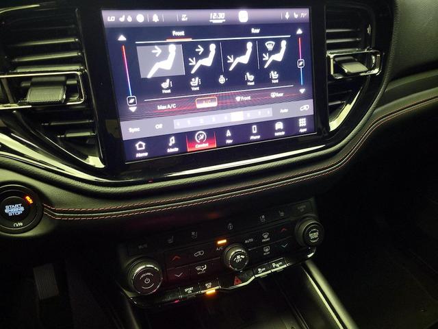Photo of 2021 Black Dodge Durango