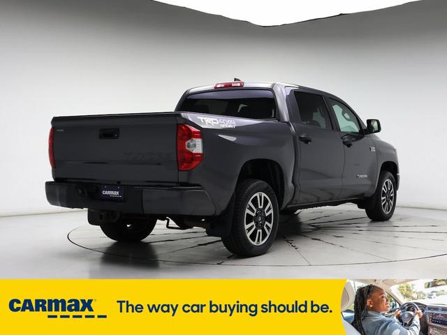 Photo of 2021 Gray Toyota Tundra