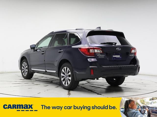 Photo of 2018 Blue Subaru Outback