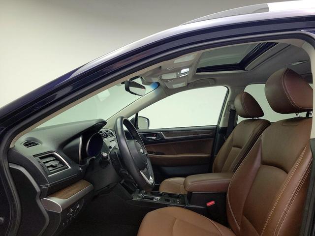 Photo of 2018 Blue Subaru Outback
