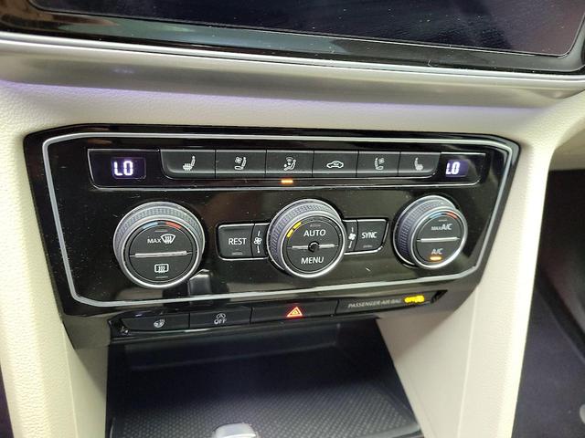 Photo of 2019 Blue Volkswagen Atlas