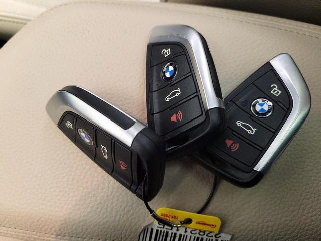 Photo of 2018 Blue BMW X1