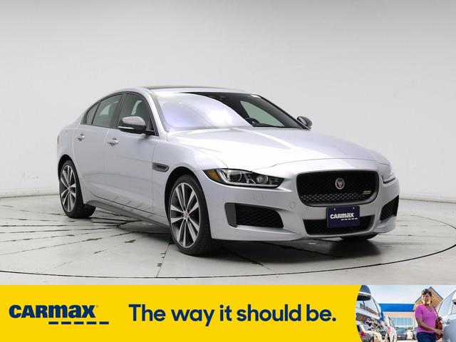 2019 Jaguar XE
