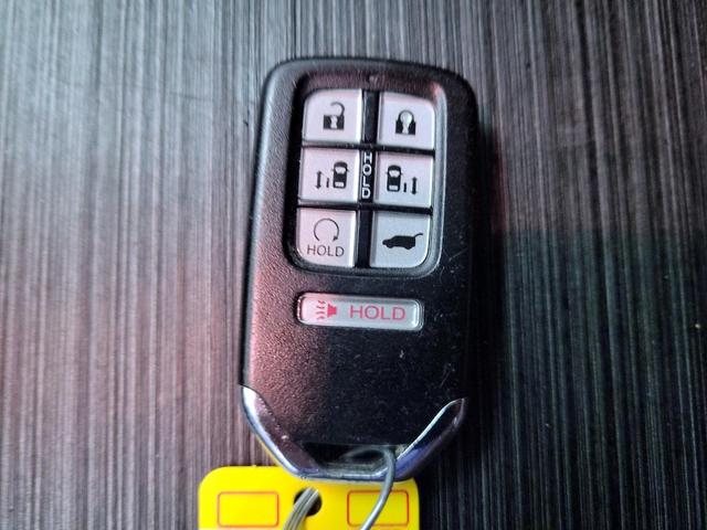 Photo of 2019 White Honda Odyssey