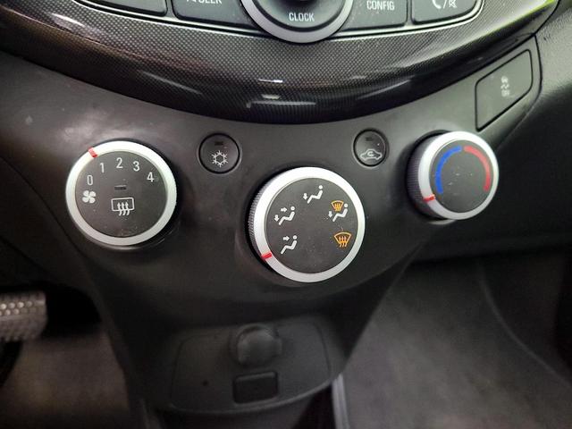Photo of 2015 Green Chevrolet Spark