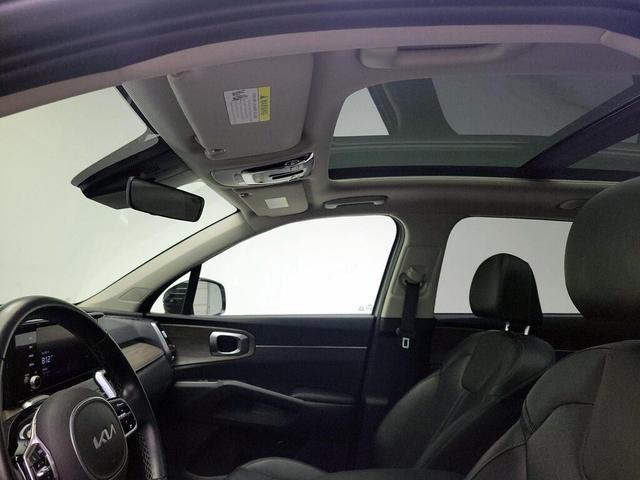 Photo of 2022 Gray Kia Sorento