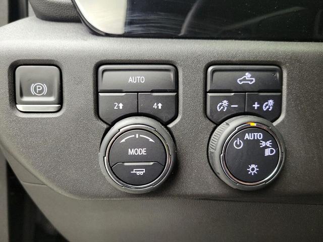 Photo of 2023 Black Chevrolet Silverado 1500