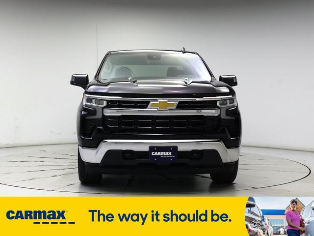 Photo of 2023 Black Chevrolet Silverado 1500