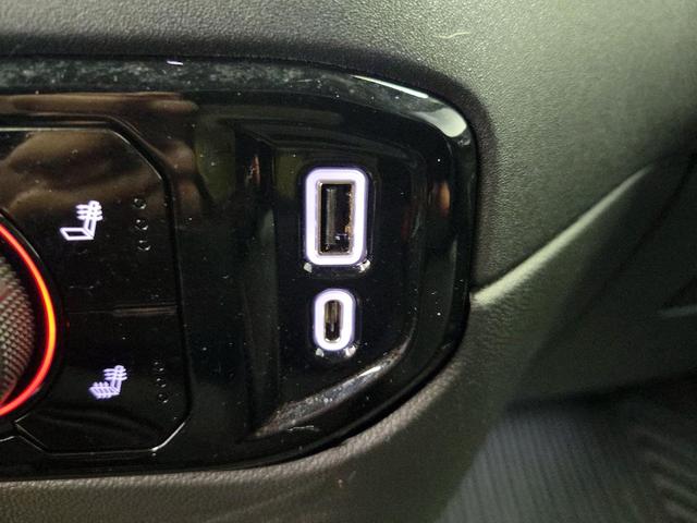 Photo of 2023 Black Chevrolet Silverado 1500