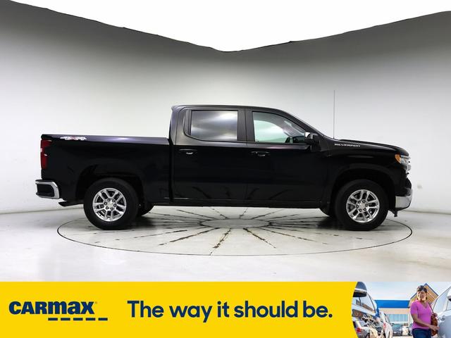 Photo of 2023 Black Chevrolet Silverado 1500