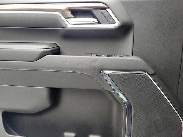Photo of 2023 Black Chevrolet Silverado 1500