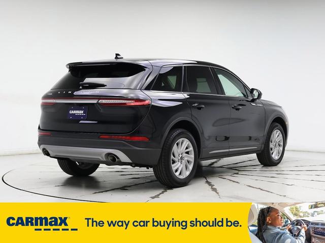 Photo of 2023 Black Lincoln Corsair