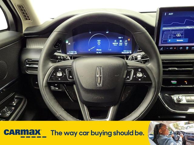 Photo of 2023 Black Lincoln Corsair