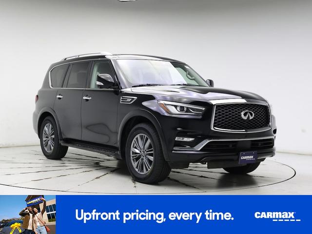 Photo of 2022 Black INFINITI QX80