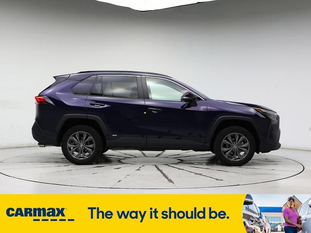 Photo of 2022 Blue Toyota RAV4 Hybrid